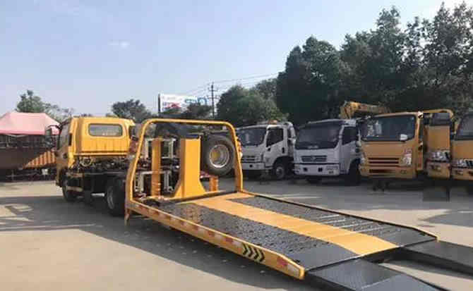 易门汽车中途维修案例